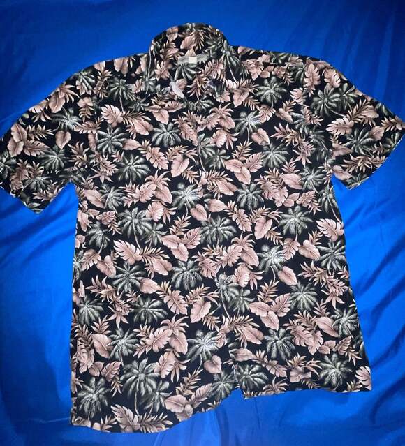 Island Shores Other - Island Shores Men's Tropical Leaf Print Short Sleeve Button Down Shirt Size S